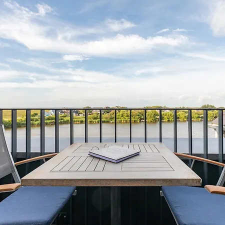 Penthouse Kuestenzauber Apartmán *